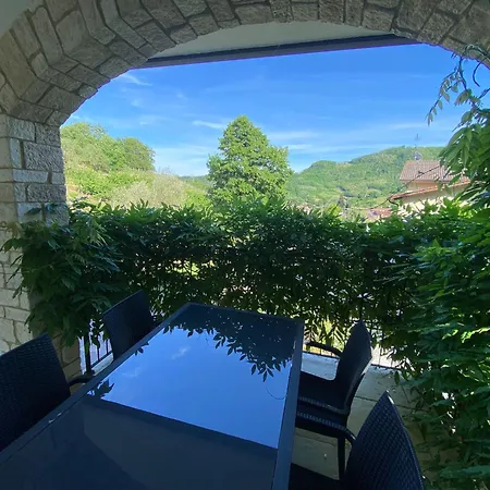 Welc-om Luxury Hillside Retreat *